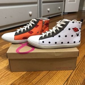 DV8 DOLCE VITA KARIE SNEAKERS